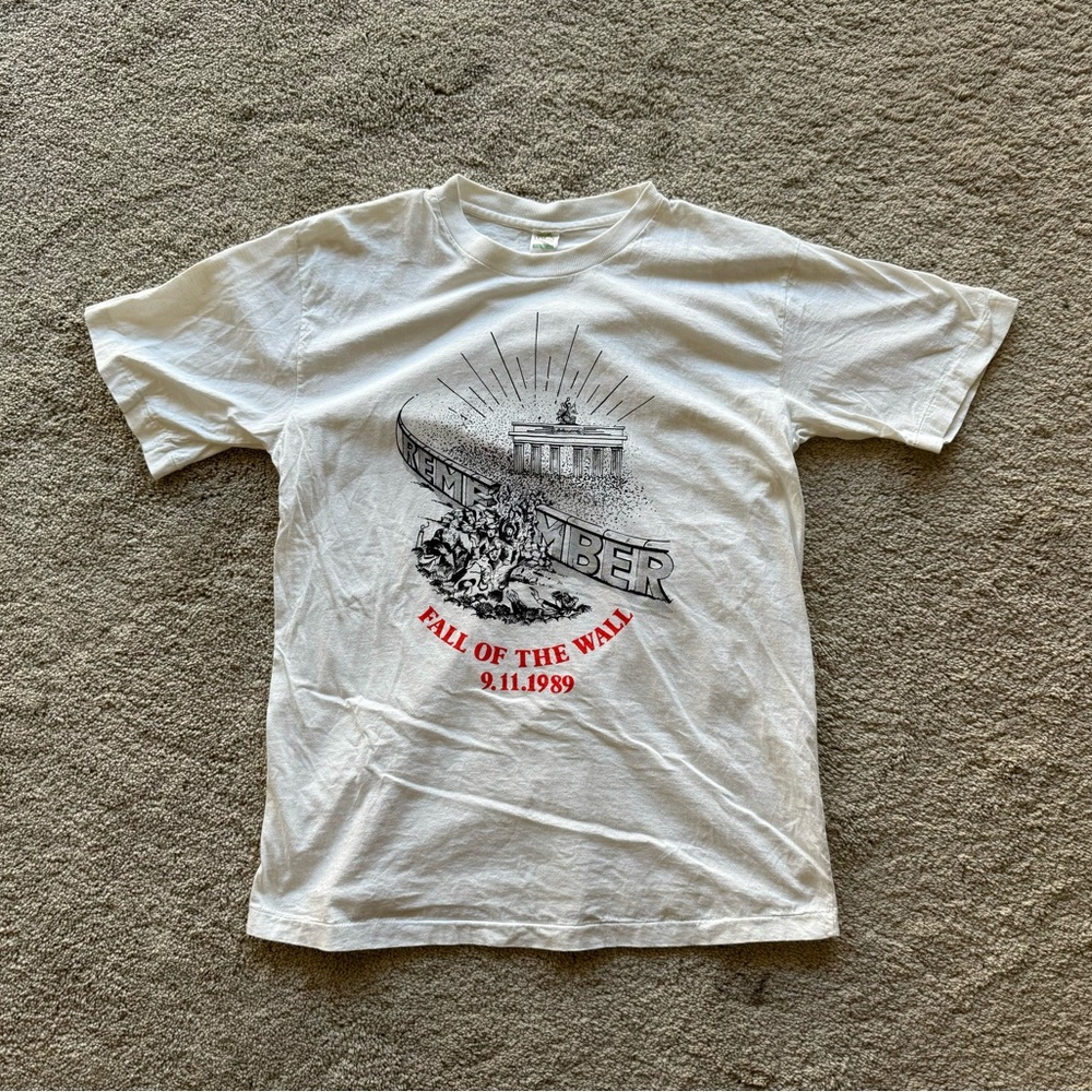 Vintage Berlin Wall Graphic Tee
